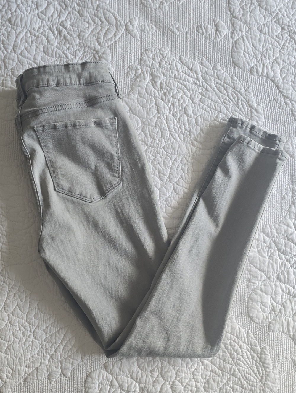 Old Navy Women's Light Gray Rockstar Skinny Jeans Sz 6